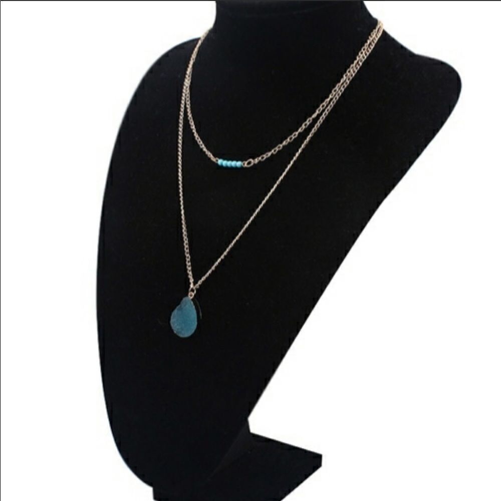 Necklace Boho Style layered chic & versatile